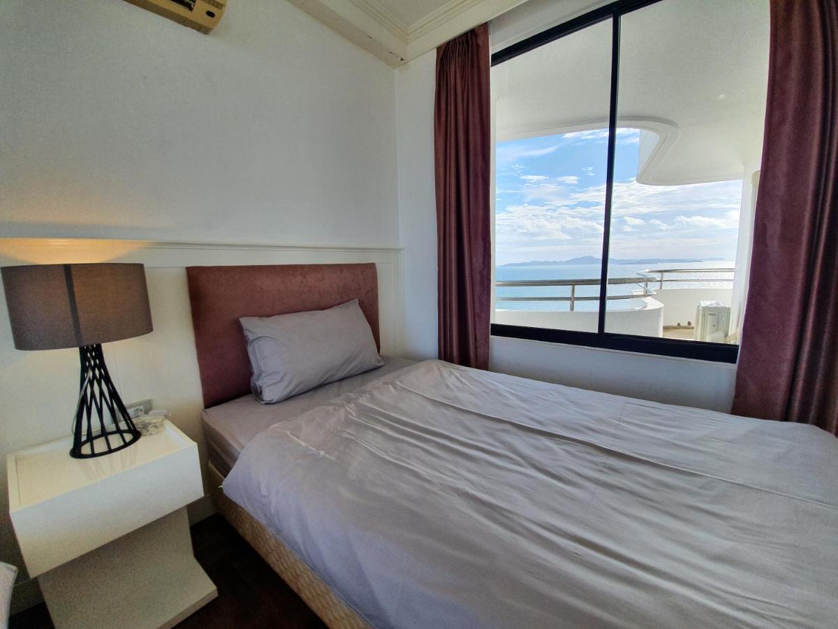 Spacious Room With Ocean & City View Патая Екстериор снимка
