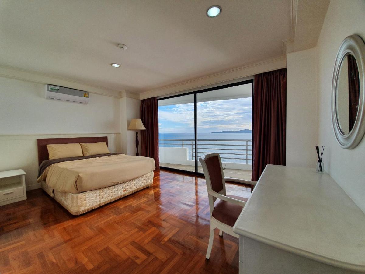 Spacious Room With Ocean & City View Патая Екстериор снимка